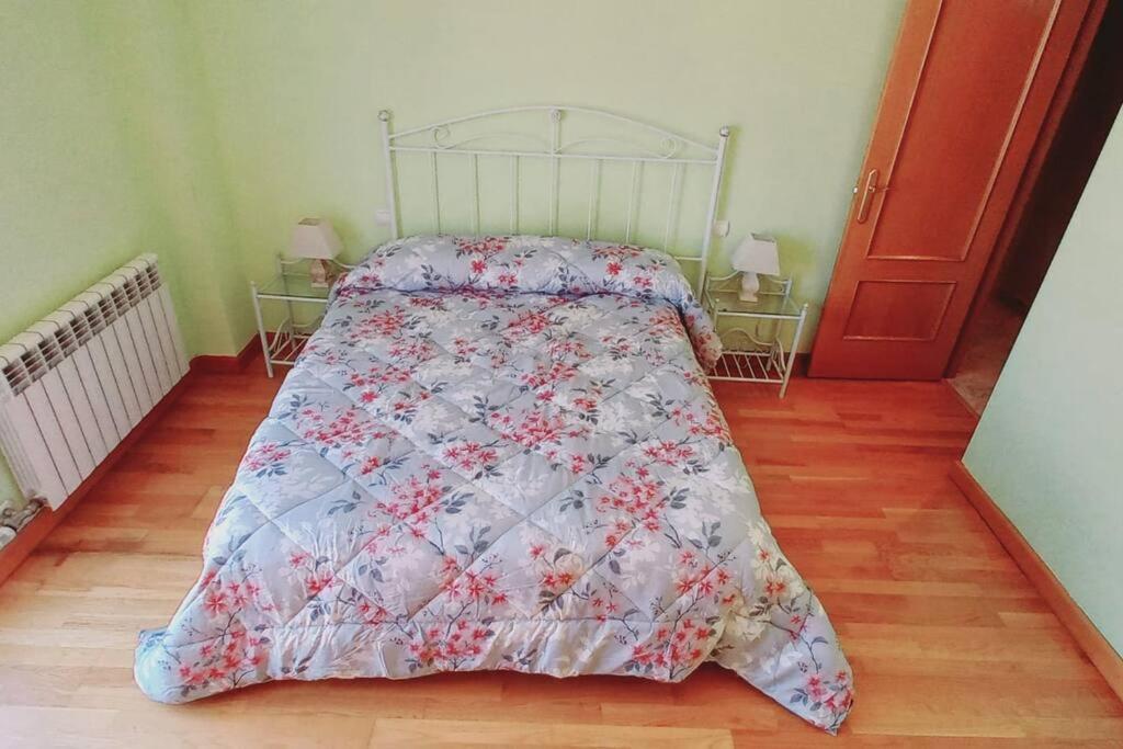 5 Personas Con Garaje A 10 Minutos De *