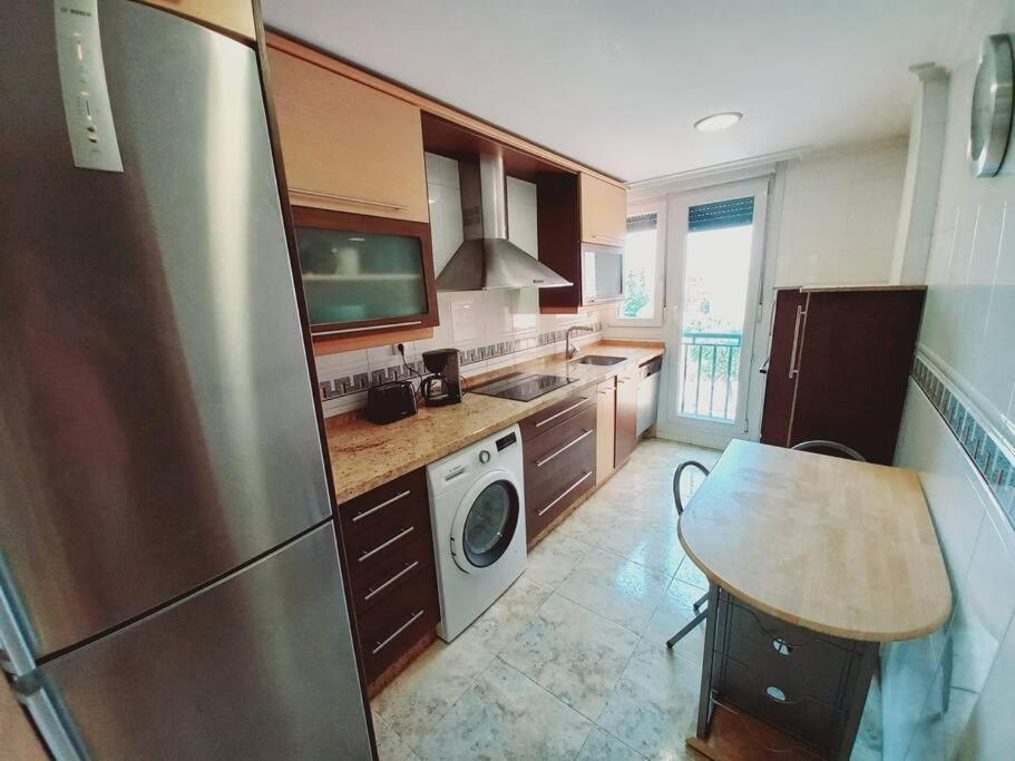 5 Personas Con Garaje A 10 Minutos De Appartement Valladolid