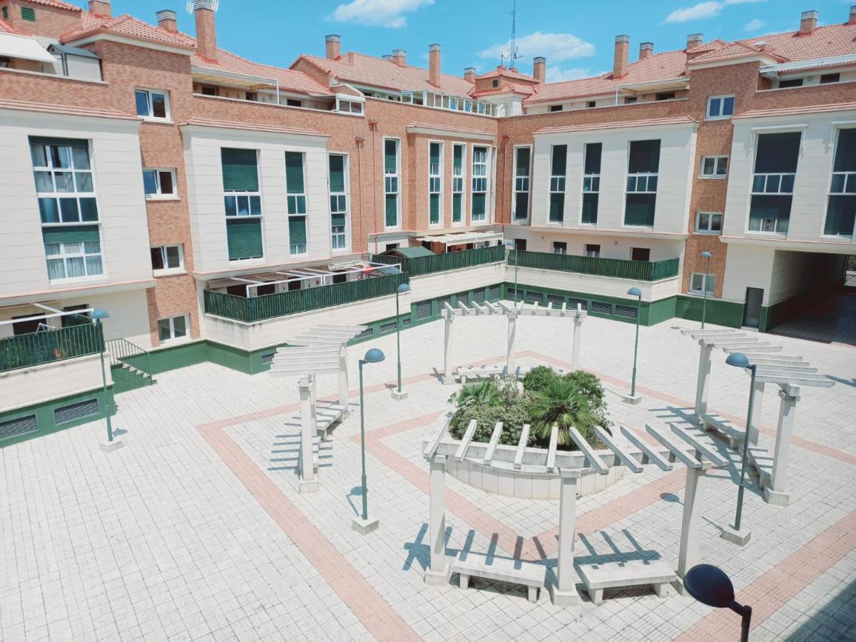 Appartamento 5 Personas Con Garaje A 10 Minutos De Valladolid